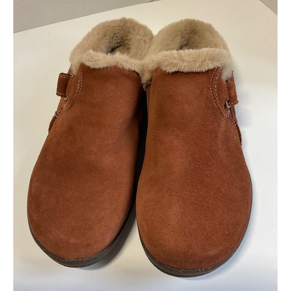 Clarks Collection Womens Roseville rust Suede Faux Fur Lined Clog Slippers 7.5 M